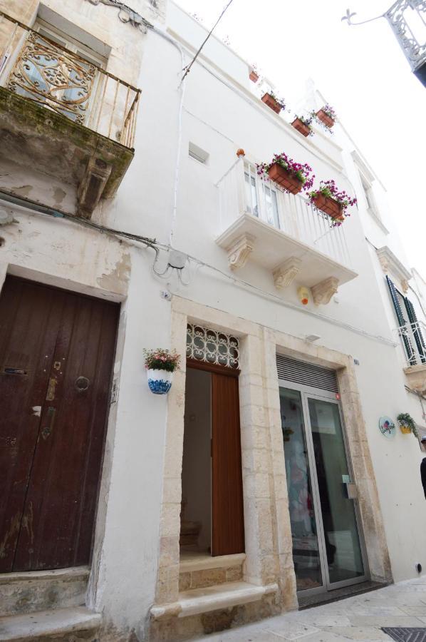 La Dimora Di Nonna Dora Lägenhet Martina Franca Exteriör bild