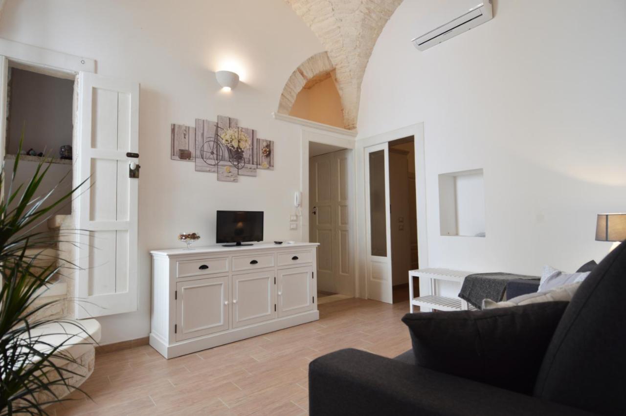 La Dimora Di Nonna Dora Lägenhet Martina Franca Exteriör bild