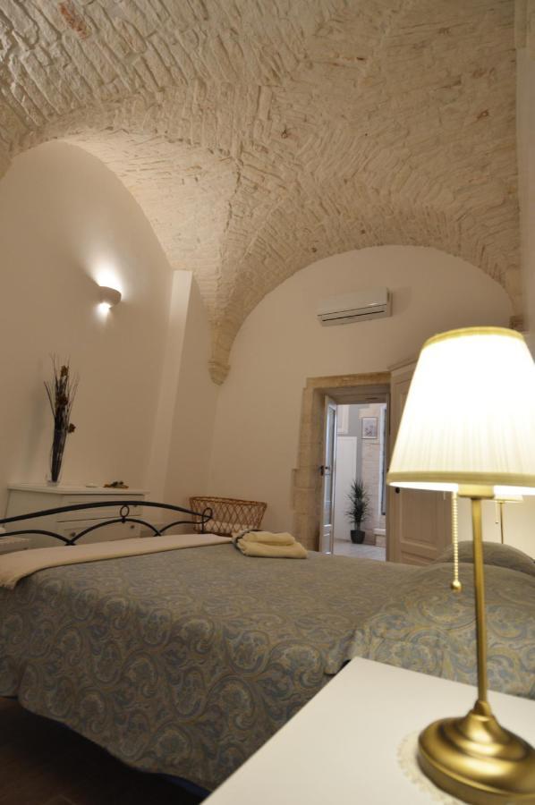 La Dimora Di Nonna Dora Lägenhet Martina Franca Exteriör bild